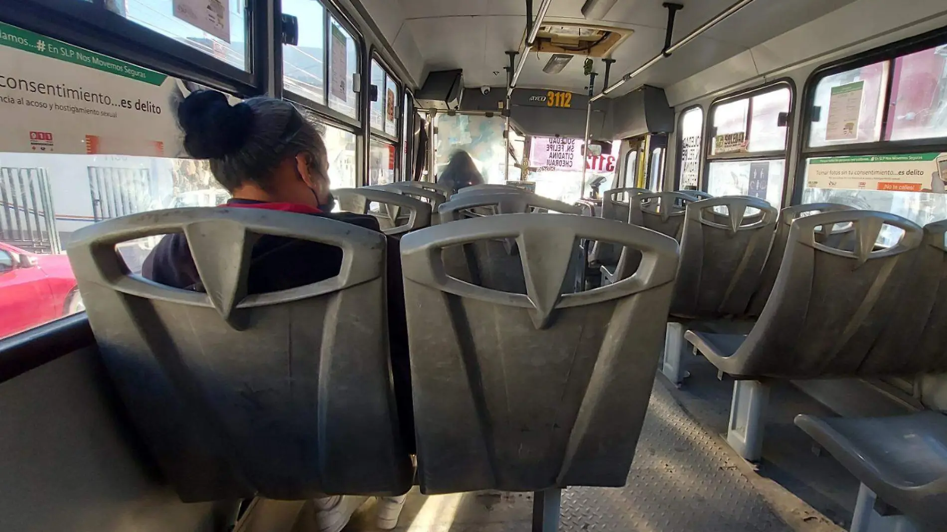 Mujeres transporte camiones  (2)